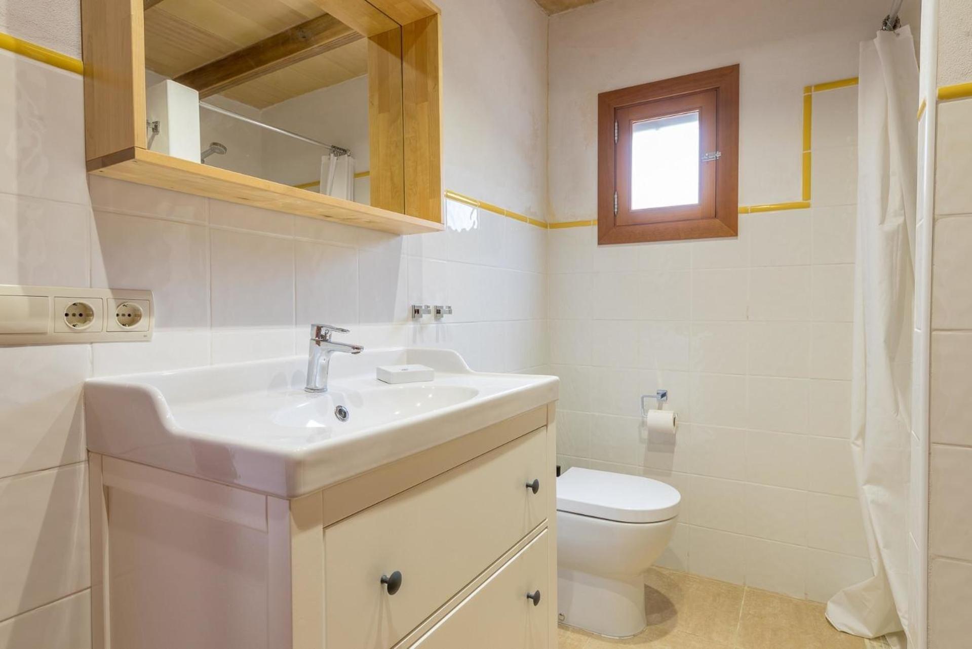 Ferienhaus Mit Privatpool Fuer 6 Personen Ca 226 Qm In San Lorenzo De Cardessar, Mallorca Suedostkueste Von Mallorca *