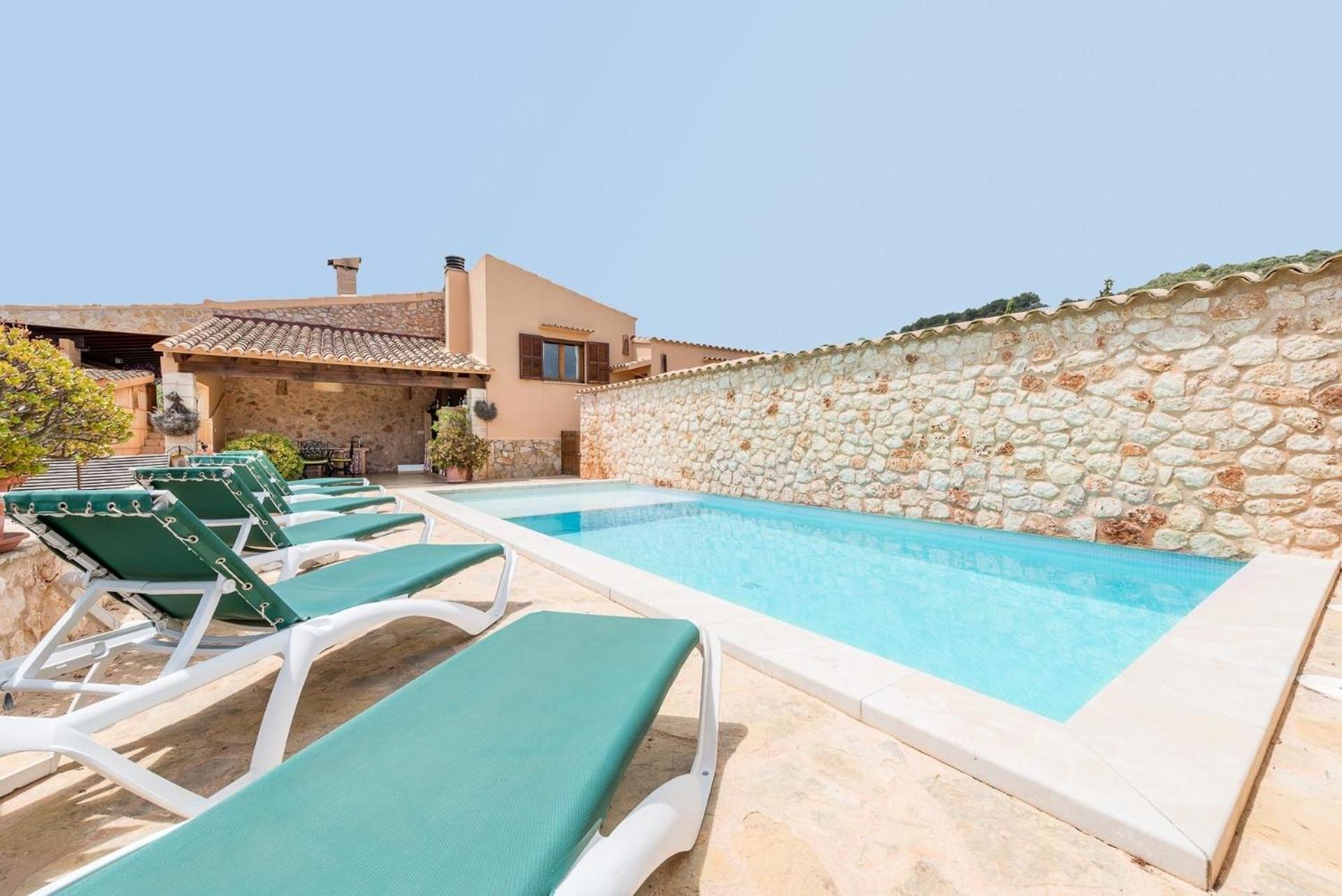 Ferienhaus Mit Privatpool Fuer 6 Personen Ca 226 Qm In San Lorenzo De Cardessar, Mallorca Suedostkueste Von Mallorca