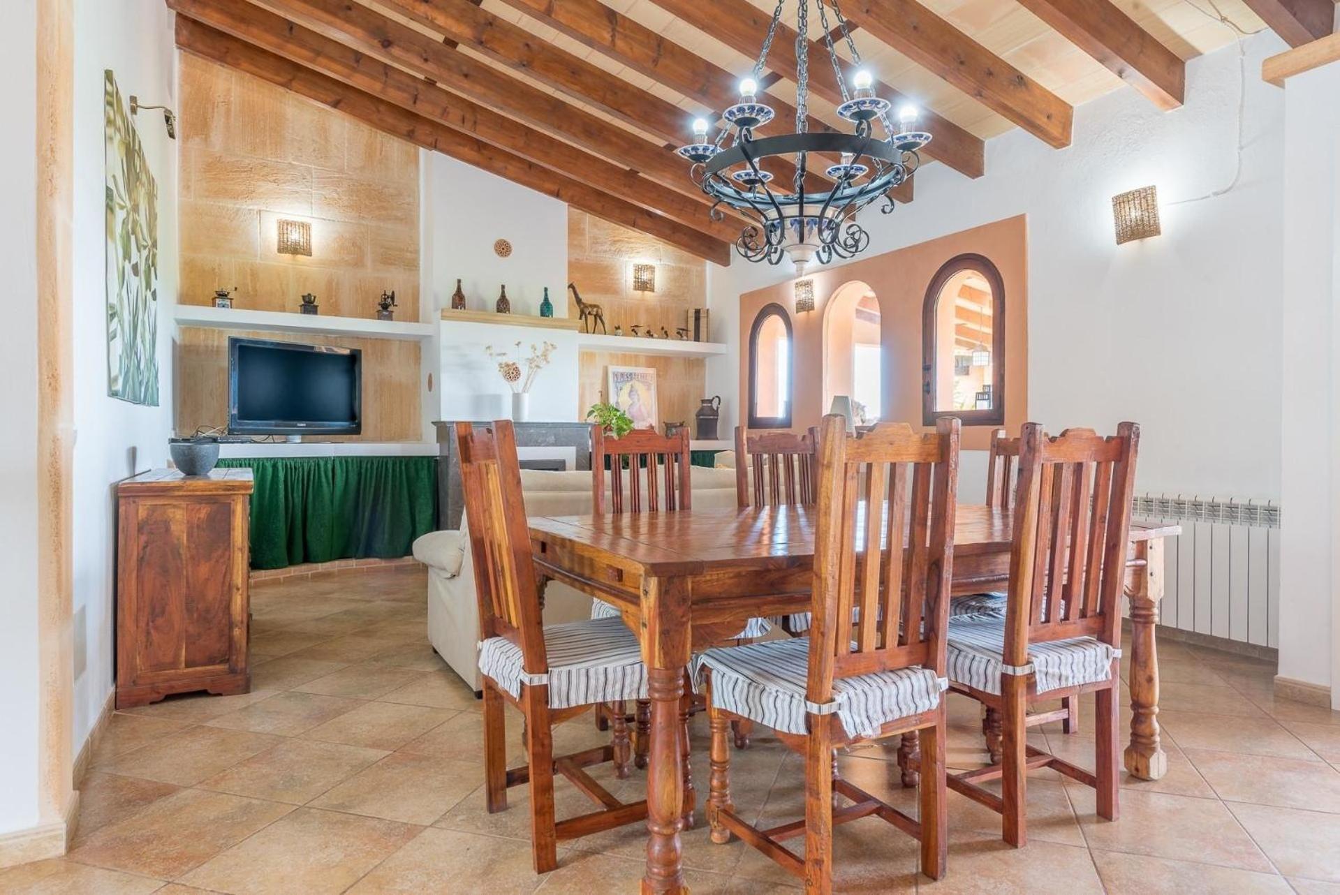 Mit Privatpool Fuer 6 Personen Ca 226 Qm In San Lorenzo De Cardessar, Mallorca Suedostkueste Von Mallorca Son Carrio (Llevant)